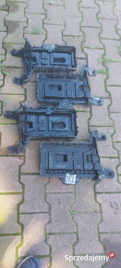 Podstawa akumulatora AUDI SEAT VW SKODA 0308 r sprzedam