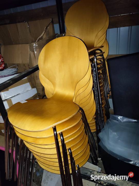 Krzesła metalowe miękkie