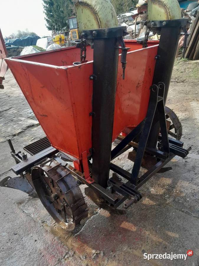 Sadzarka do ziemniaków nieuszkodzony Siewniki i sadzarki Brzesko sprzedam