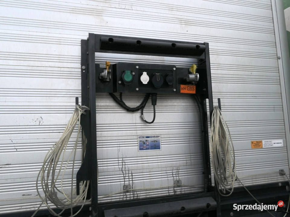 firana Wielton Komorniki