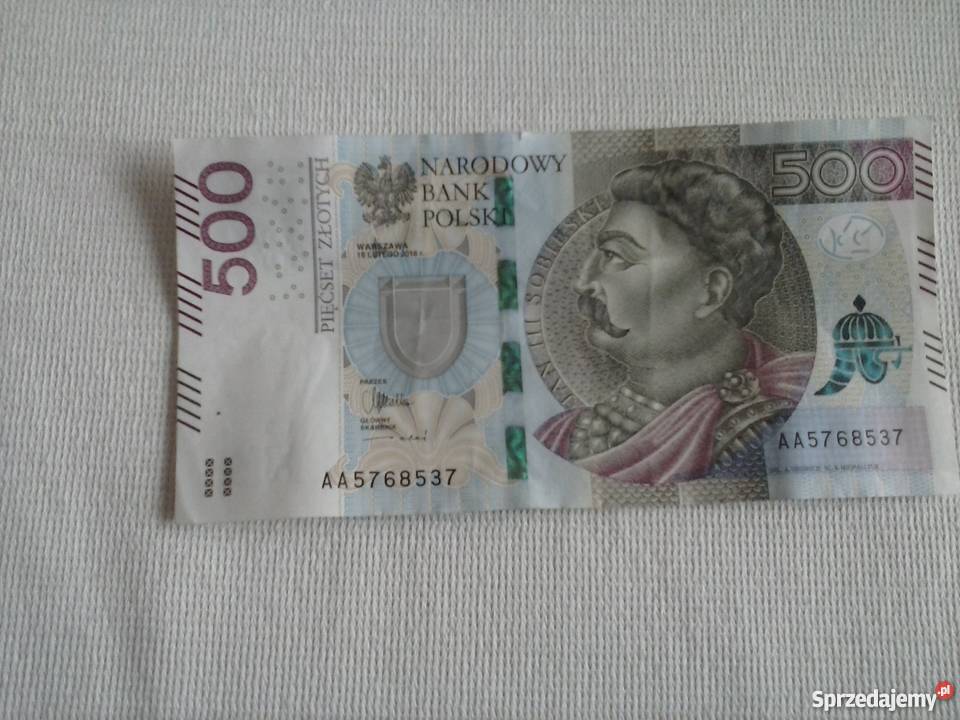 Banknot 500 zł o numerze AA5768537