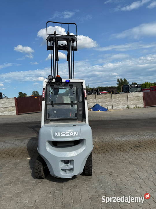 wózek widłowy diesel NISSAN FD25 2500 330m Działoszyn