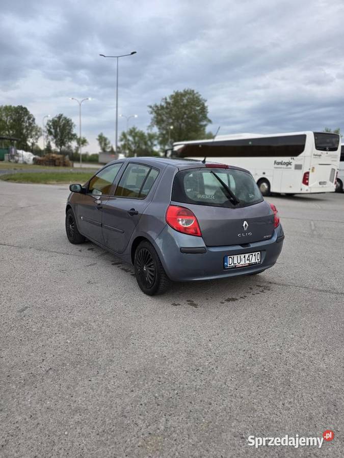Renault Clio III 15 DCi 187 przebiegu Lubin