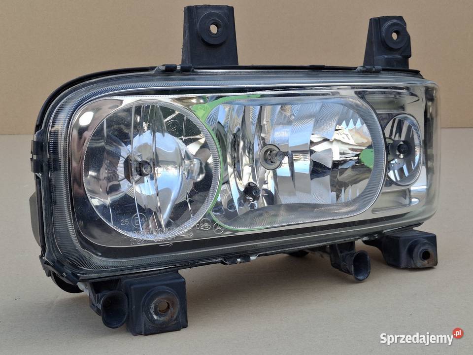 MERCEDES ATEGO REFLEKTOR LEWY LAMPA LEWA Lampy przednie lubuskie
