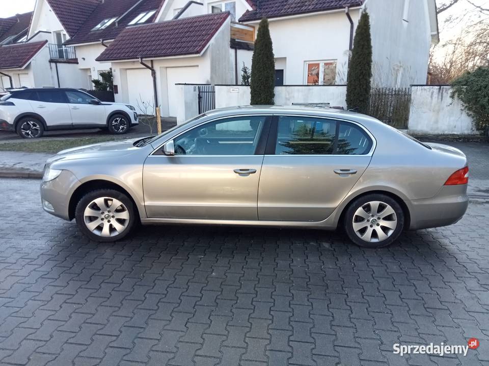 16 TDIwszystko sprawne tempomat wielofunkcja 207000km