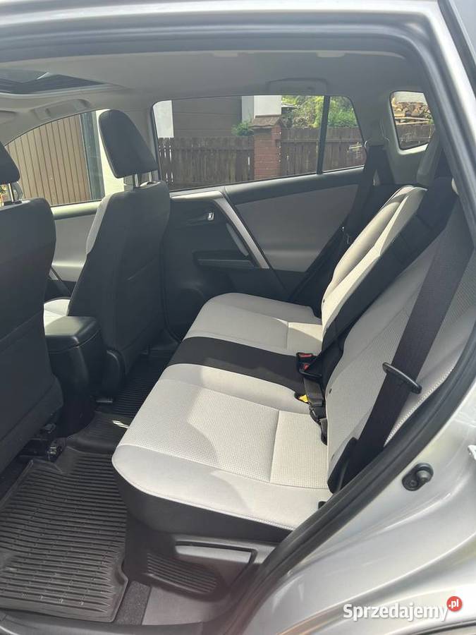 Toyota Rav 4 Hybrid AWDi 25 197 4x4 2017r Gorlice