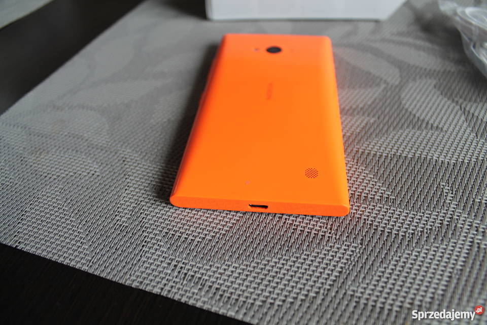 Nokia Lumia 735 pomarańczowa WIN 10 8 GB na Dyktafon Leżajsk