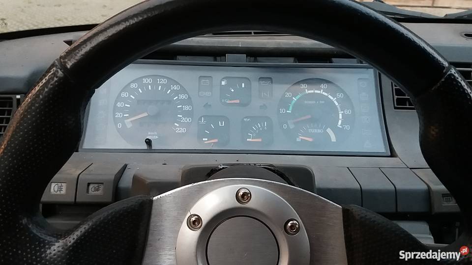 Renault 5 turbo opuszczone Boga i ludzi swap Józefów