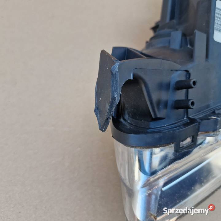 CITROEN C3 DS3 0916 REFLEKTOR LAMPA PRAWA PRZÓD Lampy przednie lubuskie sprzedam
