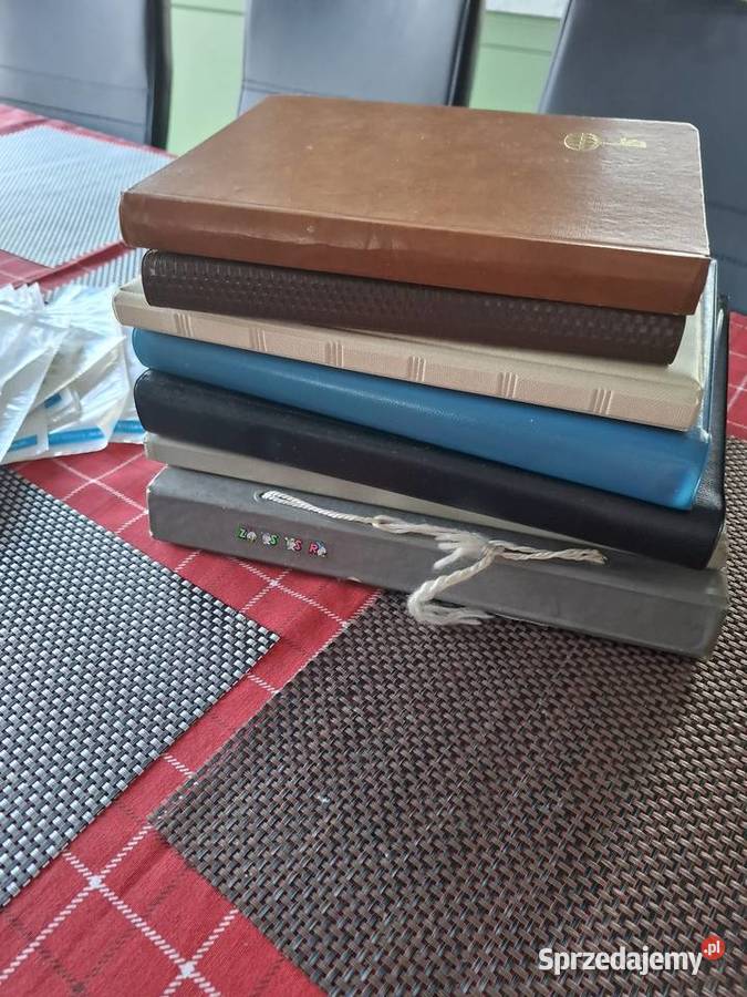 Klasery ze znaczkami Kajetany