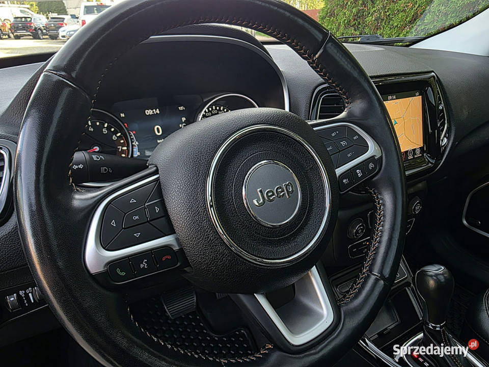 Jeep Compass serwis ASO automat panorama dach II komputer pokładowy Compass