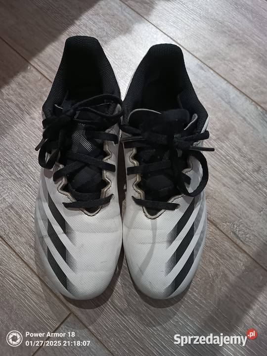 Korki Adidas rozmiar 35 Kroczyce