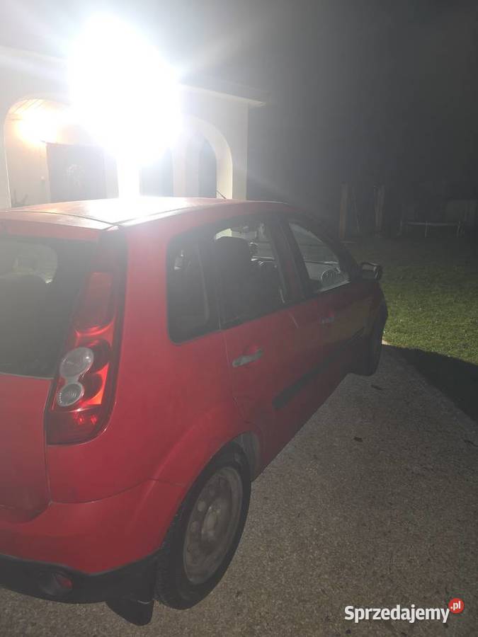 Sprzedam Forda fieste 60KM Bejsce