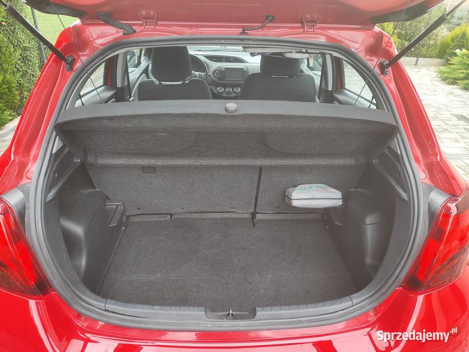Toyota Yaris 2016 nieuszkodzony Radzikowice sprzedam