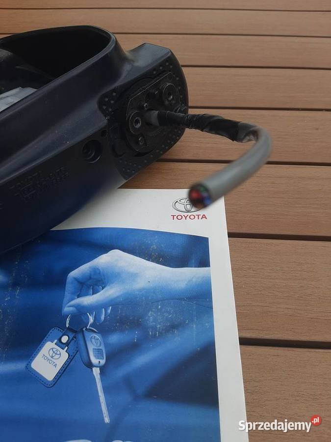 Toyota corolla e12 lusterko lewe lusterka zewnętrzne wielkopolskie Poznań