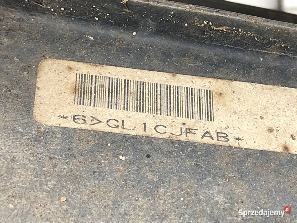 BELKA TYŁ VW PASSAT B7 SedanLimuzyna TYLNA