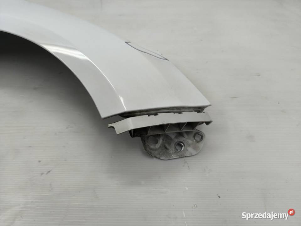 BŁOTNIK PRAWY PRZÓD FORD FOCUS MK3 LIFT 5F sprzedam
