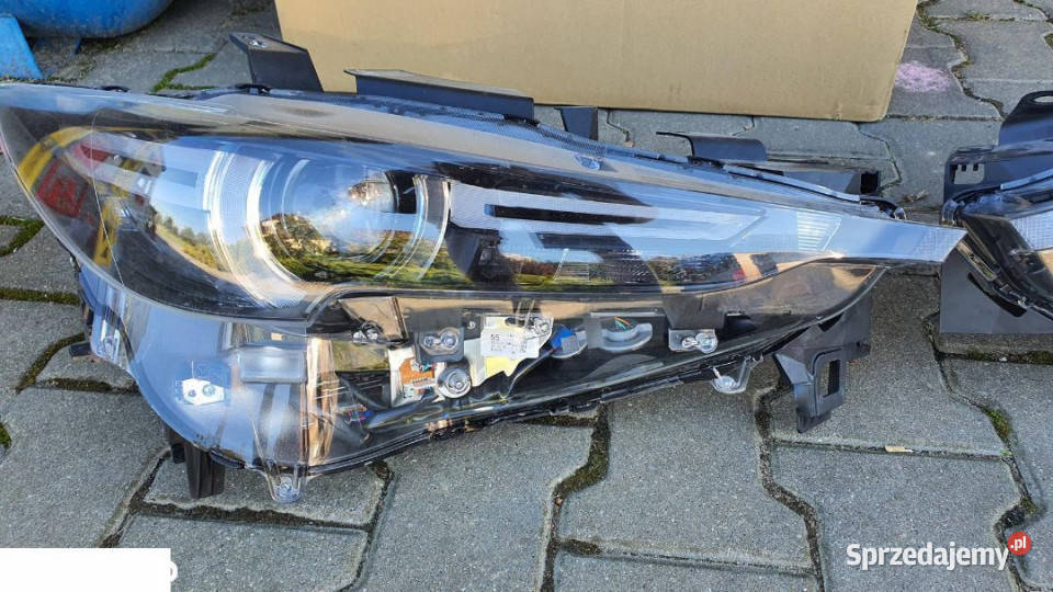 Mazda CX5 reflektor led prawy KB 2017 Oświetlenie Kozubszczyzna