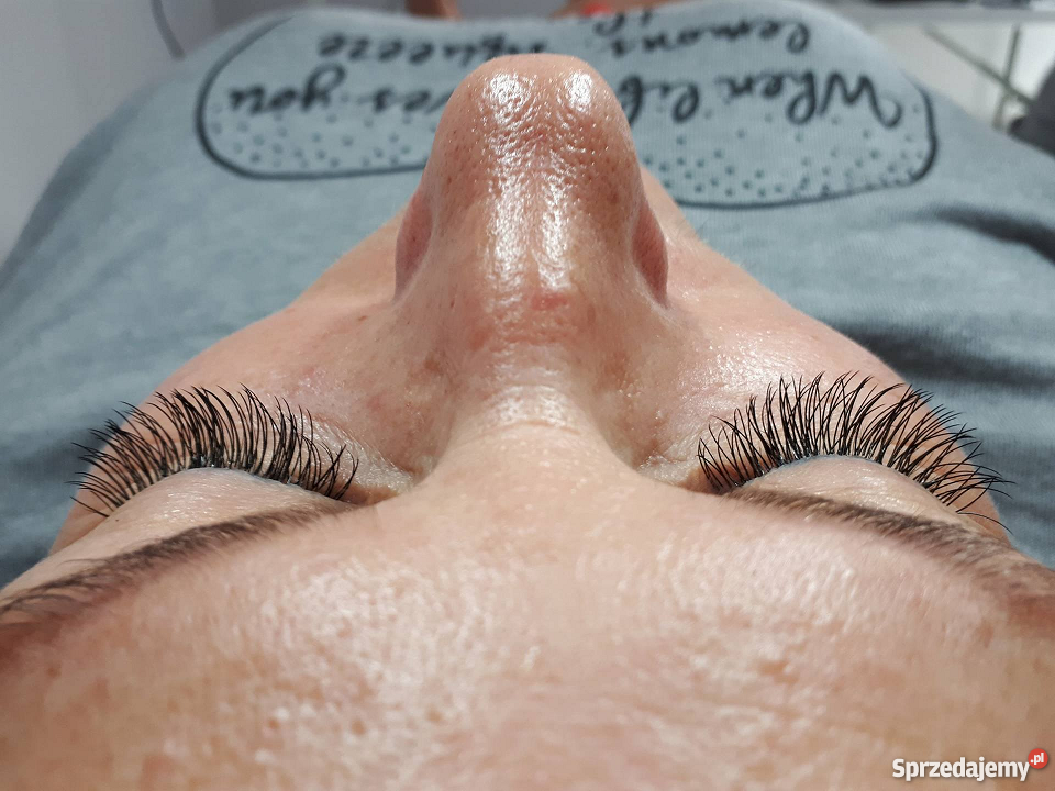 Przedłużanie rzęs 11
