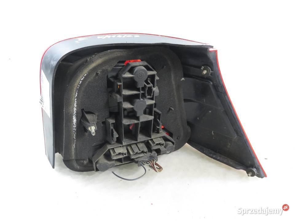 LAMPA LEWA TYLNA VW GOLF IV DYMIONA