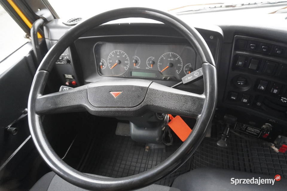 Kamaz T2530 E5 6x4 Wywrotka 3 stronna201773 kupiony w salonie Kraków sprzedam