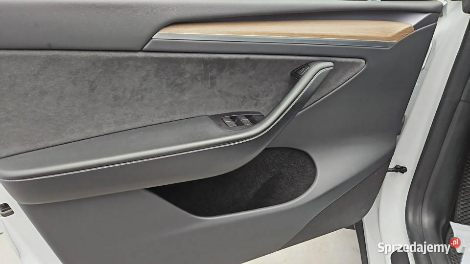 Tesla Y Long Range AWD Z Polskiego Salonu 0cm3 mazowieckie Warszawa