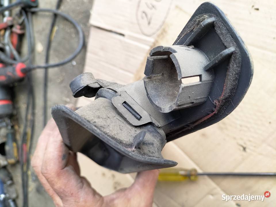 AUDI 80 B3 80B3 80B4 80 B4 RĄCZKA UCHWYT DRZWI osobowe Kamień-Kolonia