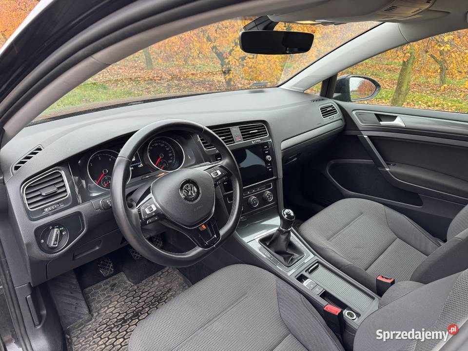 Volkswagen Golf VII Comfortline 16 TDI salon Golf Ludwików