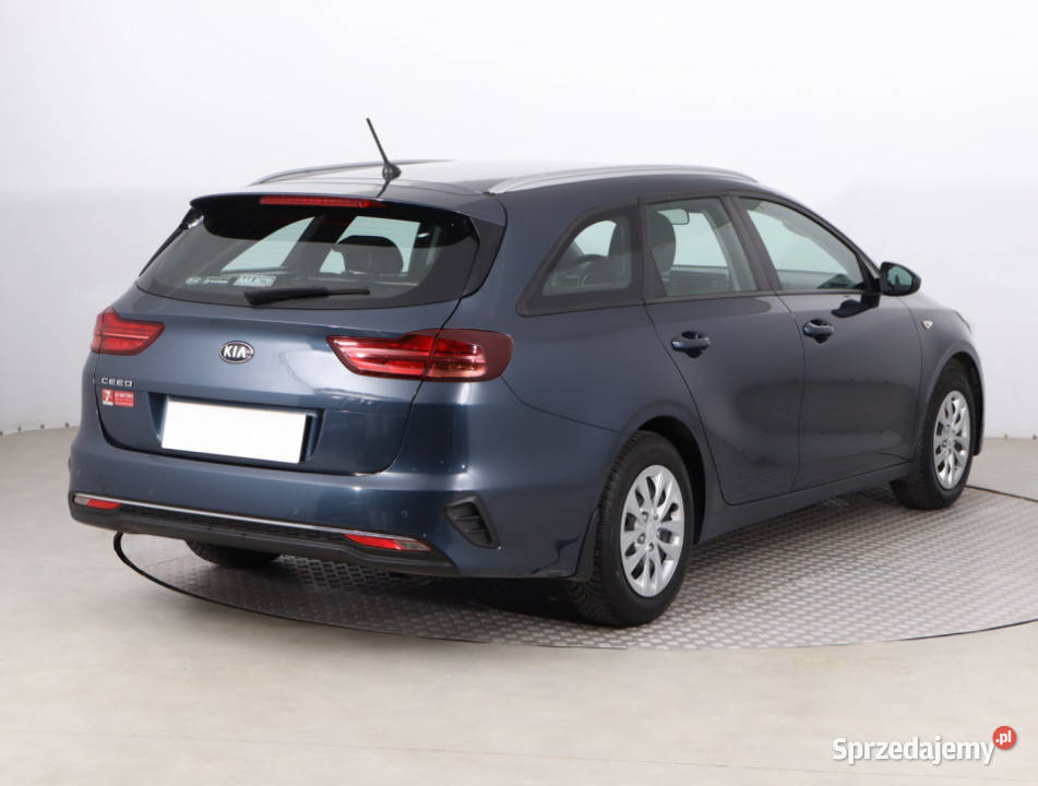 Kia Ceed 16 CRDi pełny VAT Piaseczno