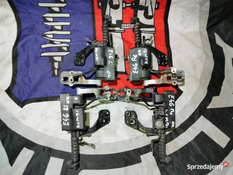 Bmw e46 kombi zawiasy tylnej klapy szyby prawy Zawiasy, bolce i prowadnice