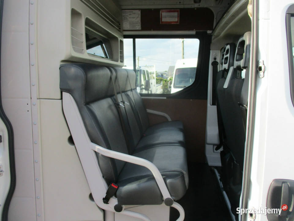 Iveco Daily 35C18 30 HPI 180 brygadówka 6 osób Dębica sprzedam