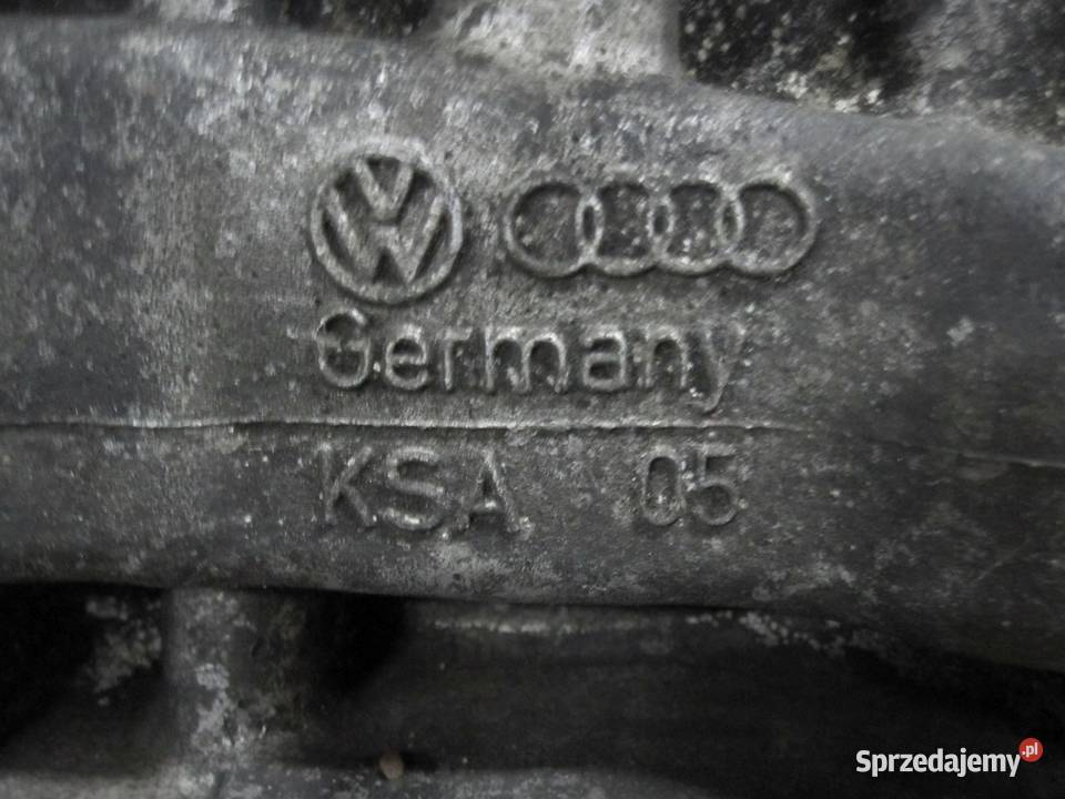 VW T5 TRANSPORTER 25 TDI AXD 08r131 silnik świętokrzyskie