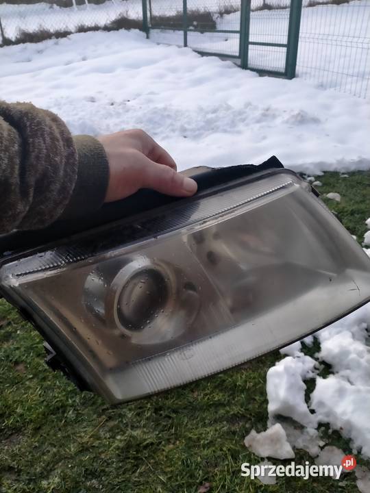 Lampy Xenon Hella Passat B5 99r osobowe Pozostałe lubelskie Tomaszów Lubelski