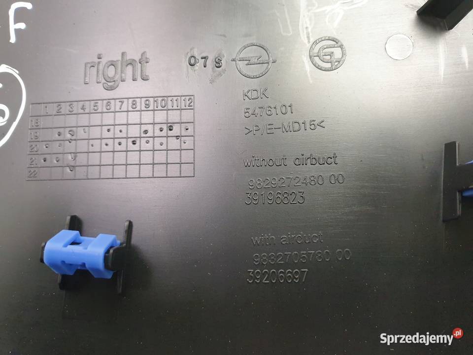 Opel Corsa F PRAWA OSŁONA TUNELU ŚRODKOWEGO lubelskie Rudka