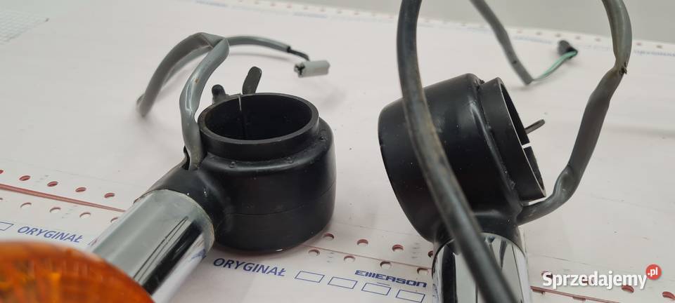 Suzuki Intruder 125 komplet kierunkowskazów