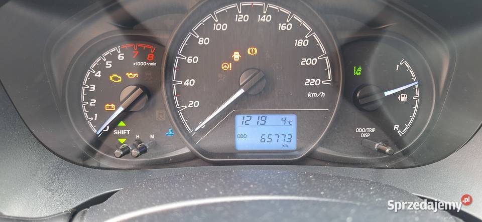 Sprzedam Toyota Yaris 2020 pierwszy właściciel 65000km wielkopolskie Ostrów Wielkopolski