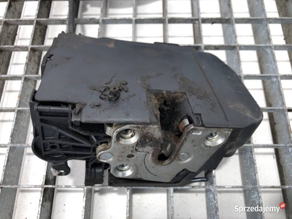 ZAMEK DRZWI BOCZNYCH IVECO DAILY VI Bus