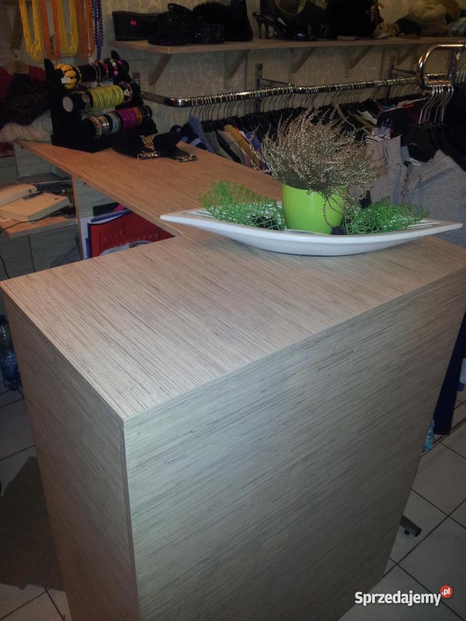 WYPOSAŻENIE SKLEPU ODZIEŻOWEGO Konin