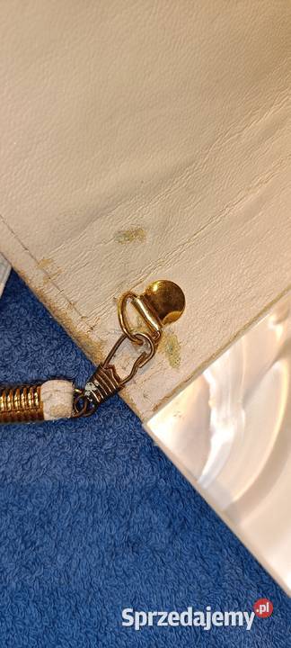 Torebka plastikowa o wyglądzie masy perłowej