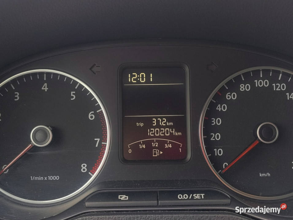 Volkswagen Polo 12ClimatronicGrzane fotele V 70KM małopolskie Harklowa