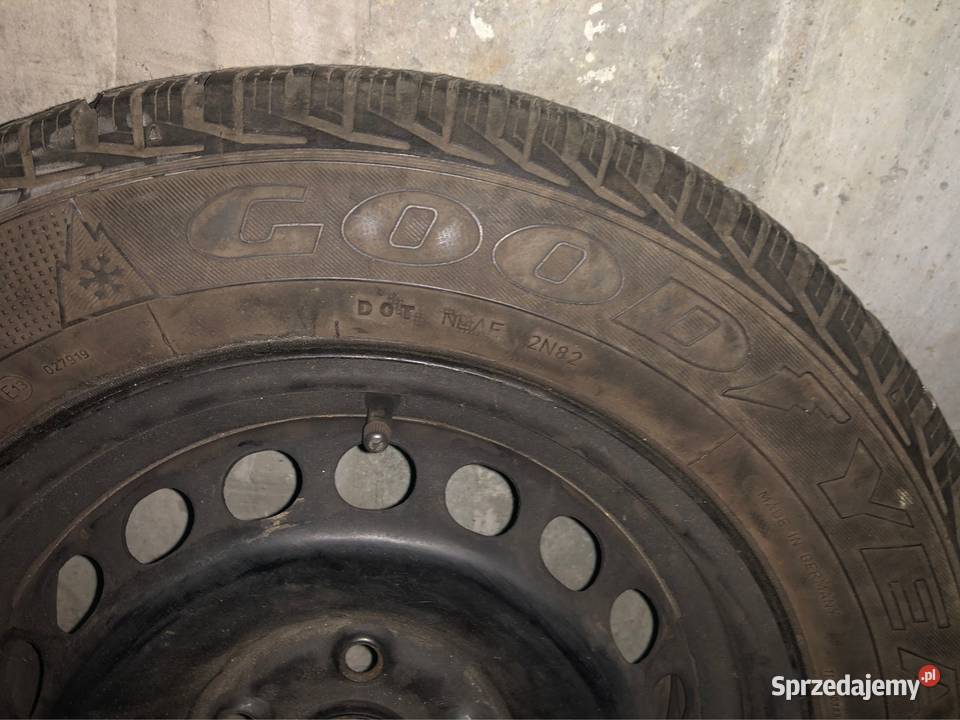 Koło idealne na zapas R15 19565 Golf5 Koła i felgi Koszalin