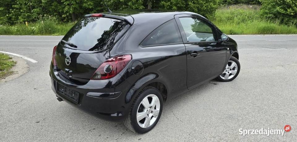 Opel Corsa D 14 16V Edition Mrągowo