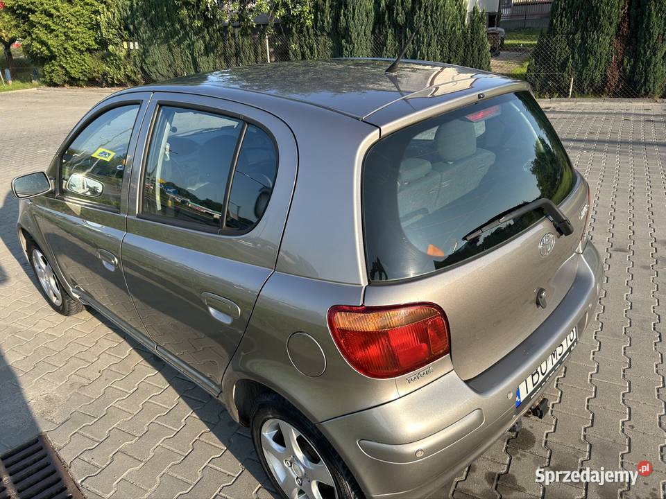 Sprzedam Toyota yaris I klimatyzacja
