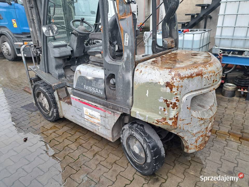 Wózek widłowy nissan diesel Wózki widłowe Ostrów Wielkopolski