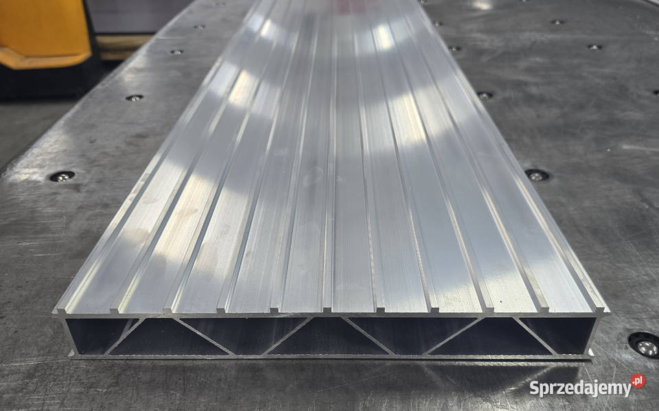 Panel aluminiowy 2300x340x40 Najazd Trap Deska Lubanie