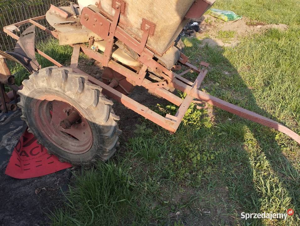 Koła ursusa przednie nieuszkodzony Rzgów sprzedam
