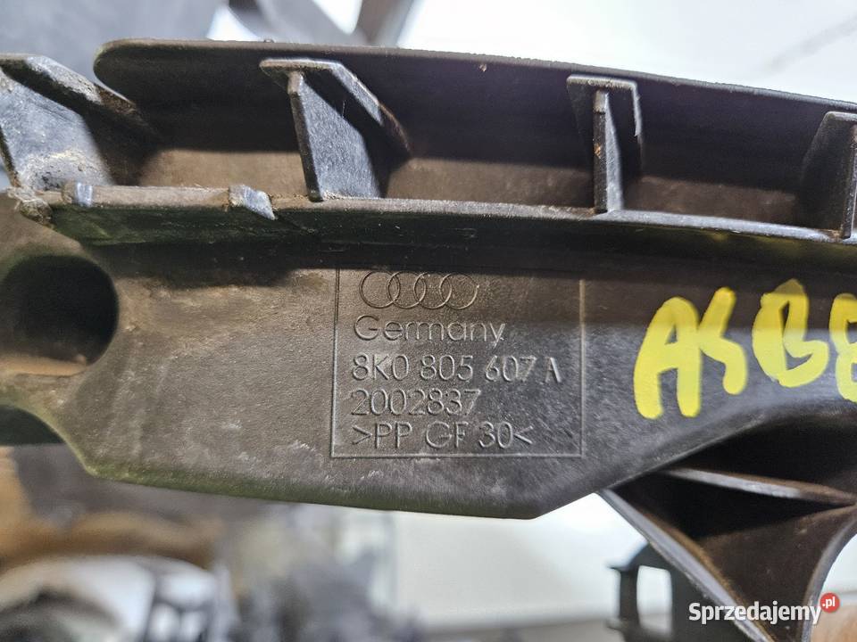AUDI A4 B8 ŚLIZG POD LAMPE LEWY PRZÓD PRZEDNI