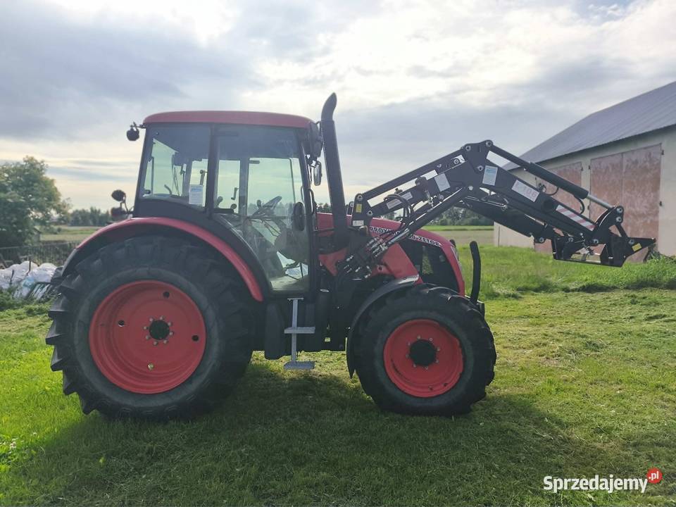 Ciągnik rolniczy Zetor Proxima 100 z ładowaczem Zawidz Mały