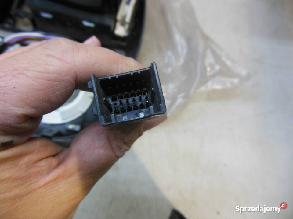 1830362 PANEL KLIMATYZACJI RAMKA OSŁONA DESKI śląskie Kozy sprzedam