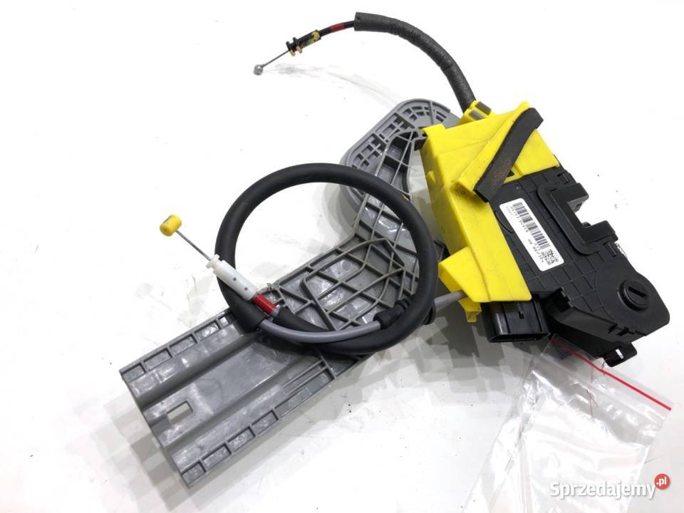 ZAMEK DRZWI PRAWY TYŁ KIA SPORTAGE IV SUV